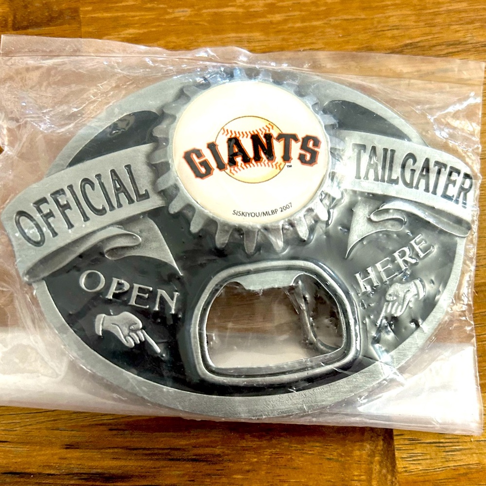 Brand New 🆕 SF Giants Official Tailgater Belt Buckle !
